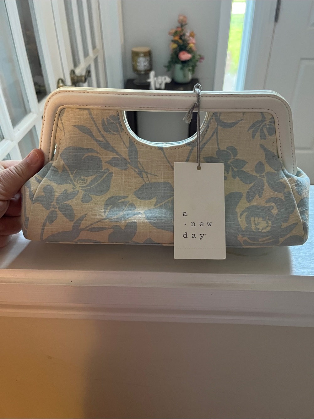 a new day Blue Floral Frame Handle Clutch